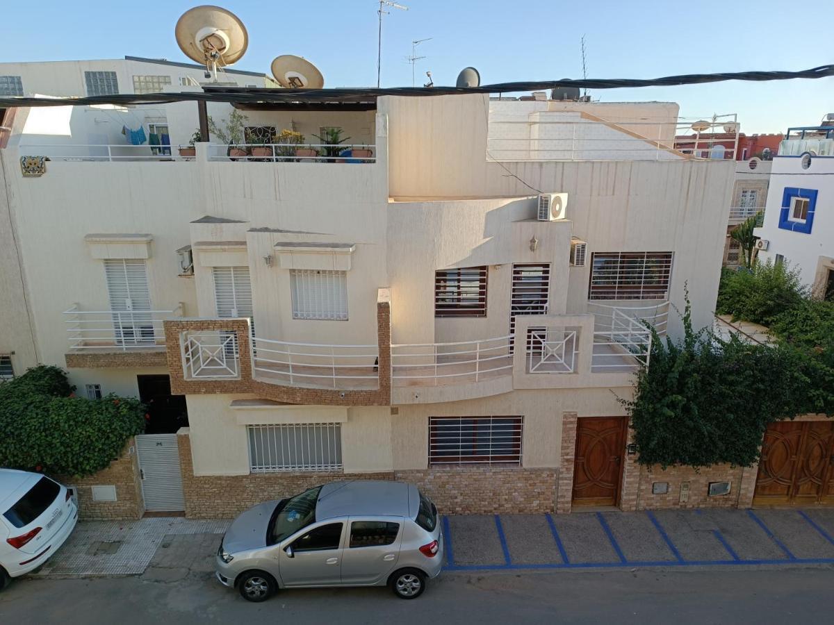 Appartement Ideal Riad Al Salam A 8 Minutes De La Plage Du Centre Ville,Wifi Et Parking Gratuits Agadir Bagian luar foto