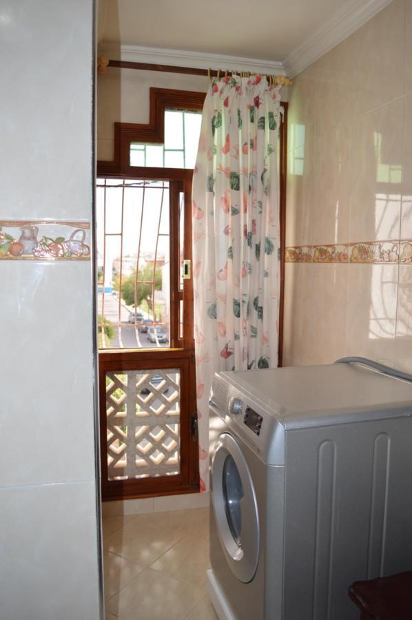 Appartement Ideal Riad Al Salam A 8 Minutes De La Plage Du Centre Ville,Wifi Et Parking Gratuits Agadir Bagian luar foto
