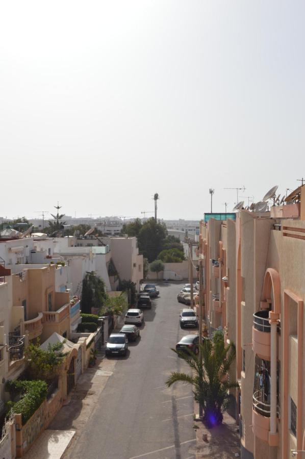 Appartement Ideal Riad Al Salam A 8 Minutes De La Plage Du Centre Ville,Wifi Et Parking Gratuits Agadir Bagian luar foto